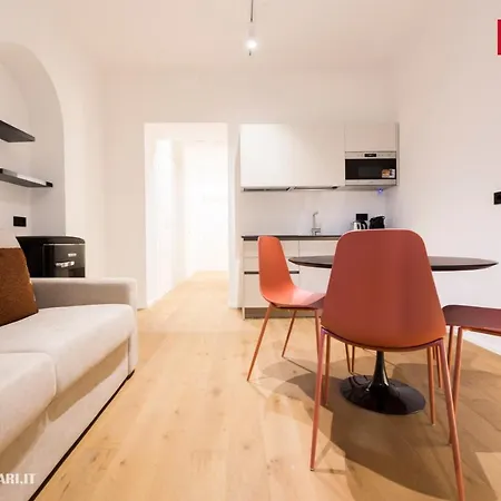 Mazzini House By 24 *